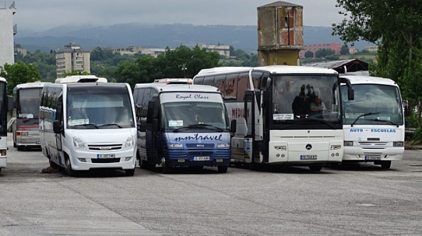 Закриват две автобусни линии в София, рейсовете ще са до 22 часа