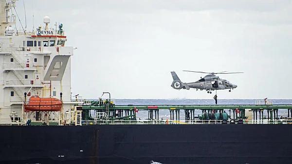 Френски командоси задържаха руски танкер от „сенчестия флот“ в Средиземно море