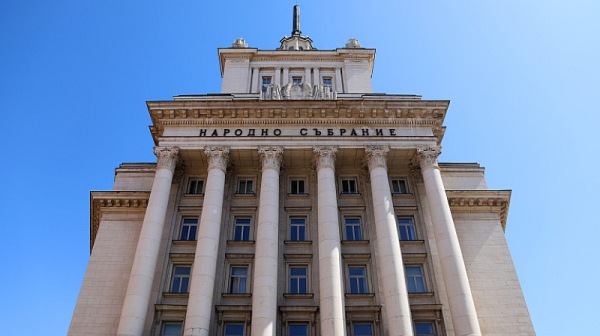 Парламентът вади Бюджет 2026 на гласуване още тази седмица