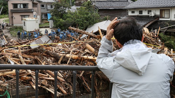 7,6 по Рихтер: Мощен трус разтърси Япония, очаква сe цунами до три метра