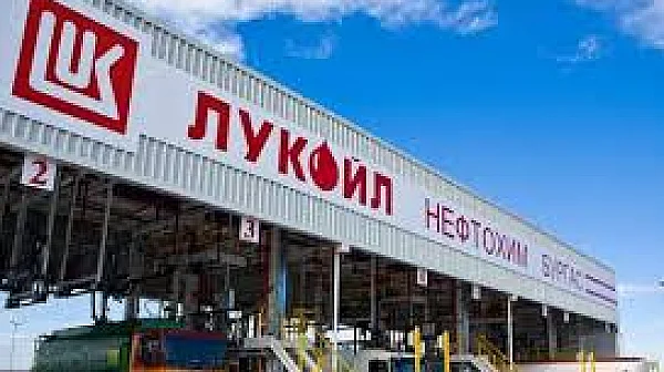 „Лукойл“ и шефът на КЗК в задочен спор за спекулата с горивата