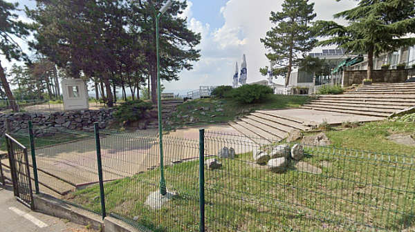 Общинска земя за частно ползване: Как кметът на Ямбол приватизира част от парк “Боровец”