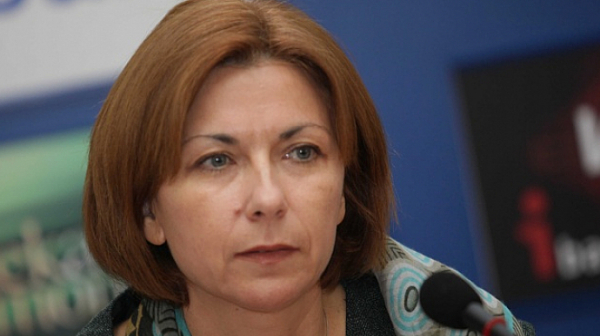 Боряна Димитрова: Управлението е на кръстопът