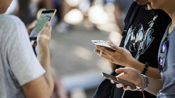 От 2025 г. ще имаме право да се откажем от мобилни услуги без плащане на неустойки