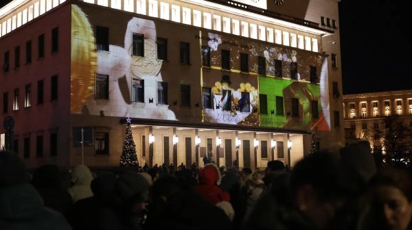 България прие еврото близо 20 години след присъединяването си към ЕС