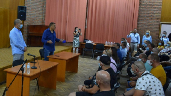Цветан Цветанов събра бивши кметове и общественици в Благоевград