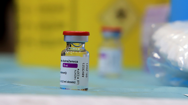 СЗО препоръча ваксината на AstraZeneca и за хора над 65 години