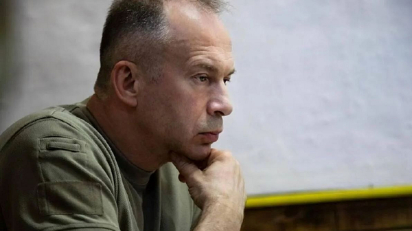 Гланокомандващият ген. Сирски уволни двама командири на корпуси в Украйна