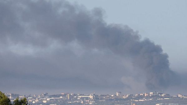 Израелски изтребители нанесоха поредица от въздушни удари по обекти на 
