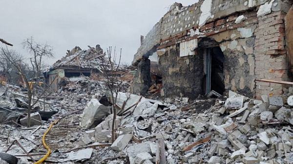 Украйна подновява евакуацията на цивилни по три хуманитарни коридора