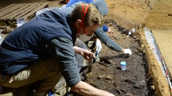 Reuters: Най-ранните свидетелства за съвременните хора в Европа са открити в българска пещера /видео/