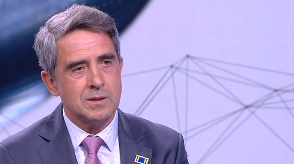 Росен Плевнелиев: В Полша Фон дер Лайен казва, че Путин е хищник, а у нас GPS сигналът на самолета ѝ изчезва