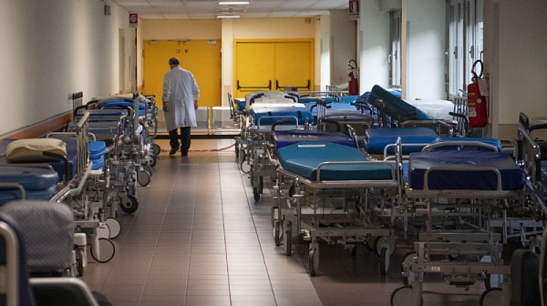 Болница пред колапс: Липсват лекари в Айтос