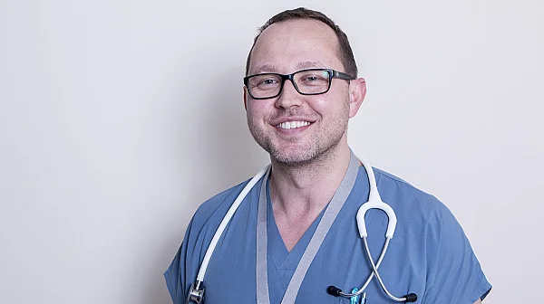 Неприета оставка: Д-р Благомир Здравков остава начело на детската болница