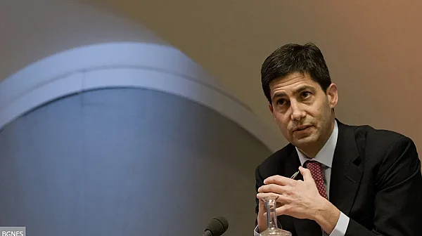 Зет за милиарди влиза във ФЕД: Ще гримира ли Кевин Уорш инфлацията, или ще я взриви?