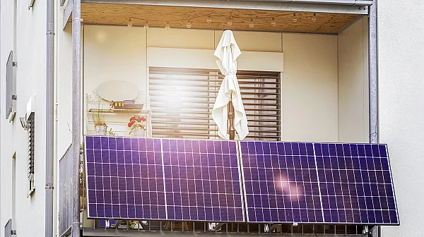 Солари по блоковете: Между желанието за пестене и закона