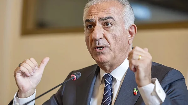 Първи контакт: Бившият престолонаследник на Иран се срещна тайно със Стив Уиткоф