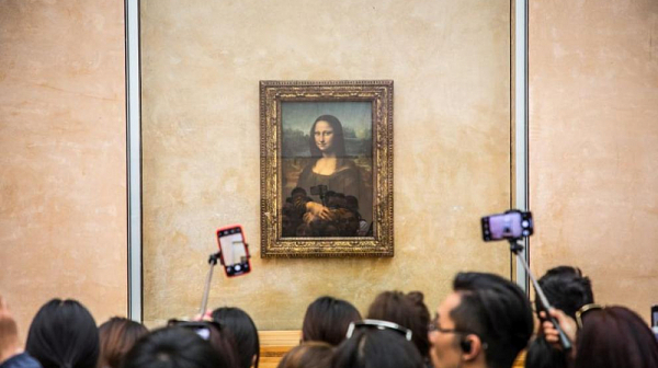 След рециклиране на стъклената защита усмивката на „Мона Лиза“ стана по-лъчезарна