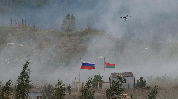 Русия пробва НАТО с дронове и учения, напомнящи за началото на войната срещу Украйна