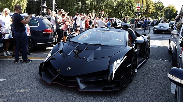 75 млрд. долара загуби: Автомобилните производители масово загърбват електромобилите