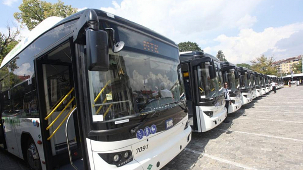 Спират повечето автобуси по линията София-Кюстендил