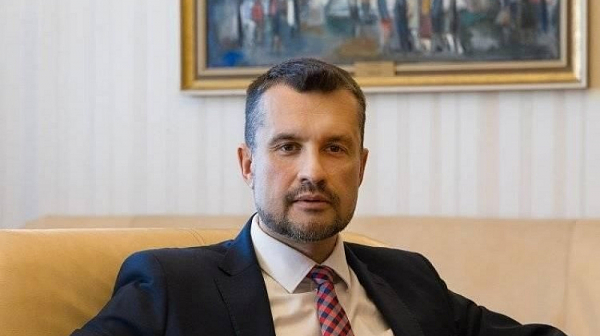 Президентът се раздели с шефа на кабинета си Калоян Методиев
