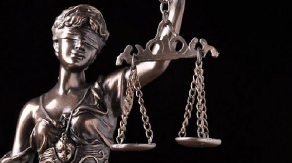 Бивш шеф на ДАР осъди прокуратурата и спечели 48 000 лв.