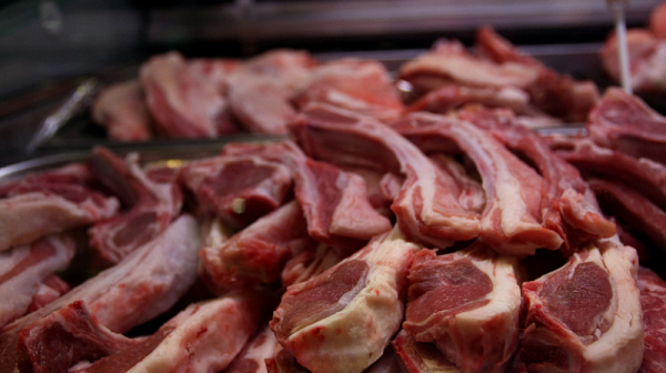Вносно свинско компенсира спада след африканската чума