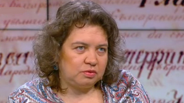 Доц. Киселова: Няма политически оттенък в случая с книгата на Петър Илиев