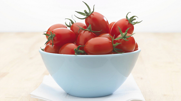 Снекинг с домати – здравословната алтернатива, която ще укроти глада между основните хранения