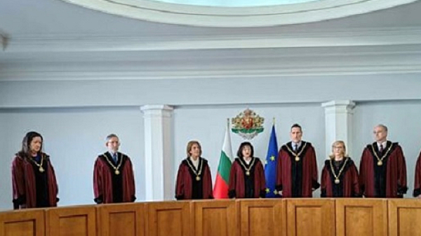 Конституционният съд решава за промените в Конституцията