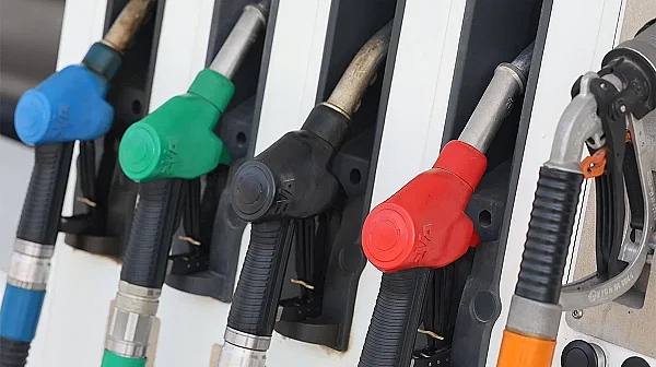 Румъния обявява кризисна ситуация на пазара на горива, МАЕ посяга отново към резерва