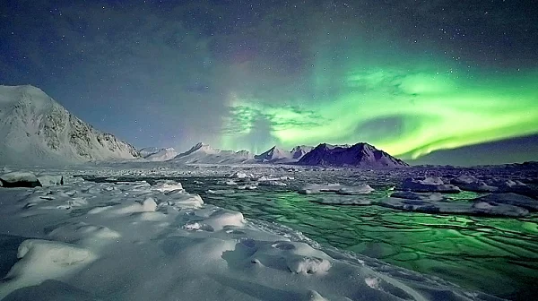 Франция обсъжда как да реагира, ако САЩ опитат да завземат Гренландия