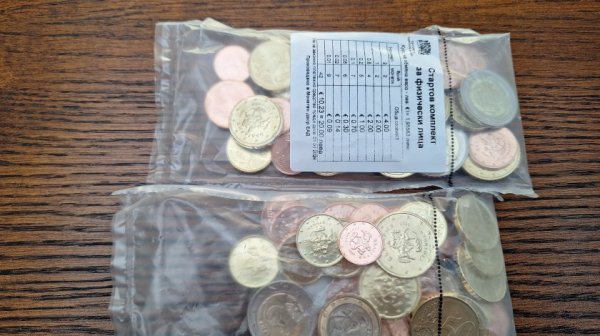 Стартира продажбата на българските евромонети, силно търсене и опашки