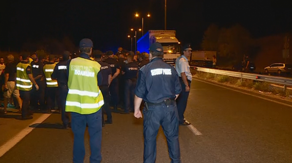 Мобилизират полицаи, за да няма нова блокада на АМ ”Марица”