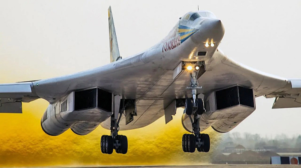 Русия разполага стратегически бомбардировачи над Арктика