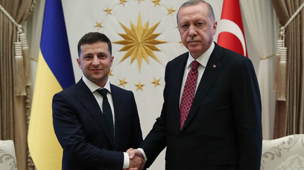„Сабах“: Зеленски планира да се срещне с Ердоган в Истанбул преди срещата на върха на НАТО