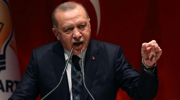 Ердоган: Макрон се нуждае от психиатрично лечение