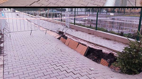 ”Спаси София”: Пропадна тротоарът при Медицинска академия, изграден преди месеци по проект за 1 млрд. лв.