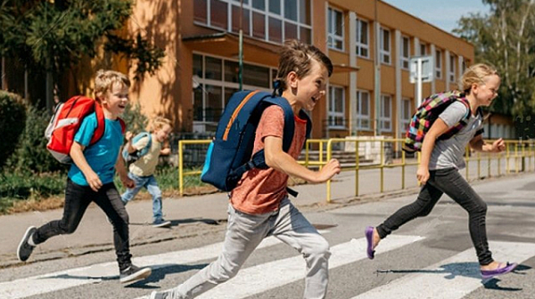 В ход е традиционната акция “Ваканция! Да пазим живота на децата на пътя”