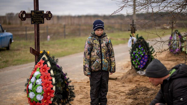 Аромат на смърт в Украйна, читавите руснаци станаха бежанци