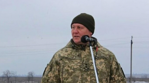 Зеленски отстрани командващия армията в Донбас