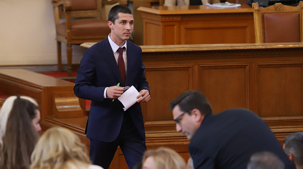 Мирослав Иванов пред Фрог: Не сме съгласни на законодателство, прието на тъмно и в малките часове на нощта