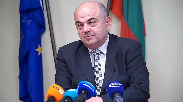 36,3% от левовете вече са изтеглени от БНБ, краят на бройките – до март