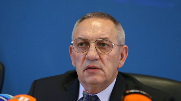 Министър Кузманов:  Под въпрос е къде са отишли 30 млн. лв. от общо 60 млн. лв. бюджет на ММС