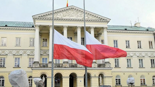Варшава замрази сметките на руското си посолство