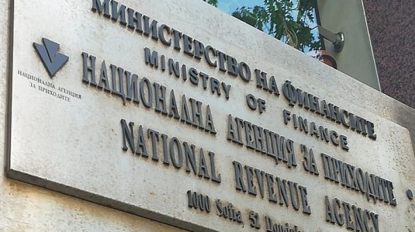 Бизнесът посреща Новата година с административен кошмар