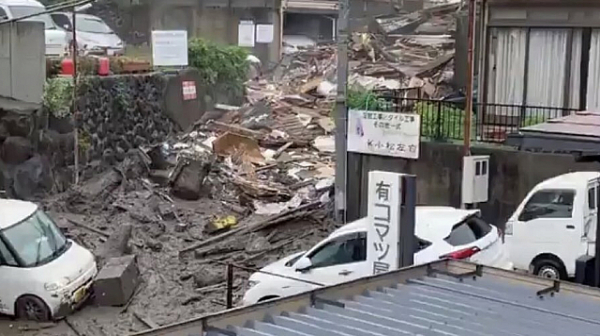 20 души са безследно изчезнали след свлaчище в Япония