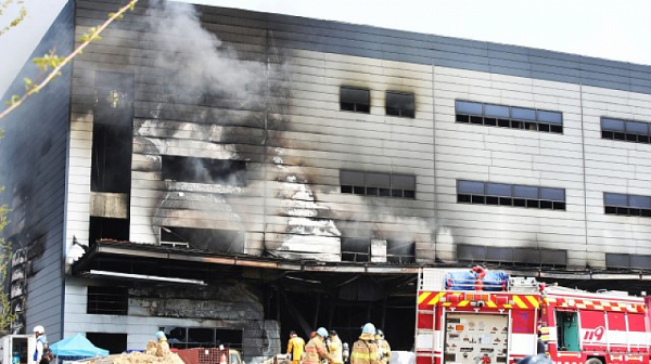 Най-малко 25 души са загинали при пожар в Южна Корея