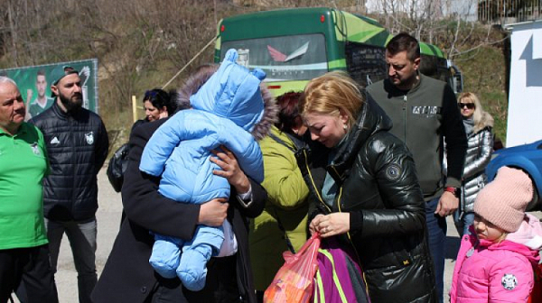 Украински бежанци активно напускат България